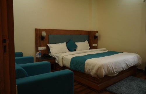 Lohaghat Hotel | Devlok Inn