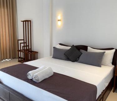 Pottuvil Division 2 Hotel | Devon Surf Inn Arugambay