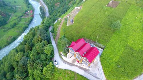 Ayder Apartment | Guest Rated: DEVRAN - Family-Friendly with Hot Tub & Breakfast