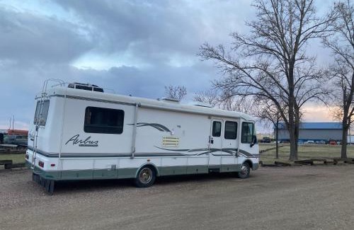 Miller Hotel | Dew Drop Inn Motel by OYO Miller SD