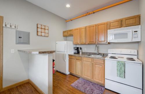 Pepin Apartment | Cozy Dewdrop Condo Studio Steps From the Beach