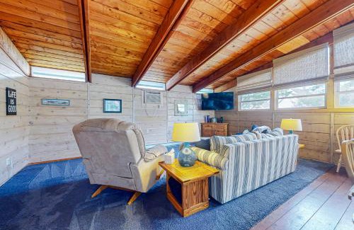 Rehoboth by the Sea House | Family-Friendly Retreat at Dewey Beach - 104 Jersey St