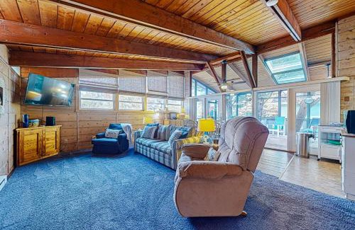 Rehoboth by the Sea House | Family-Friendly Retreat at Dewey Beach - 104 Jersey St
