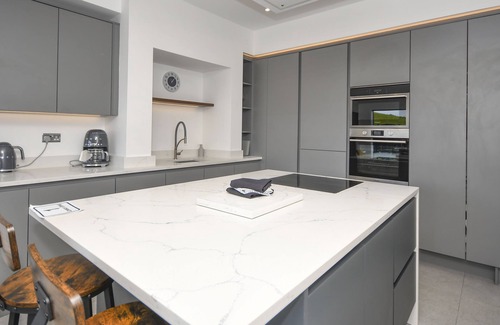 Amble House | Seaside Serenity at Dexters Den - 3 Bedroom Cottage Retreat