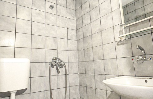 Sandanski Hotel | Dezudava Hotel: Rated 9.4/10 with Family-Friendly Amenities