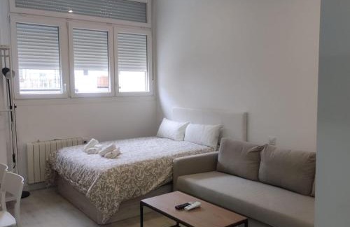Prosperidad Apartment | Child-Friendly Comfort at DH Estudios Lopez de Hoyos