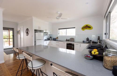 Depot Beach House | Explore Family-Friendly Comfort at Dharraani House