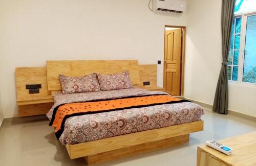 Rinbudhoo House | Guest Rated 10/10: Dhonveli Inn with Ocean Views & Hot Tub