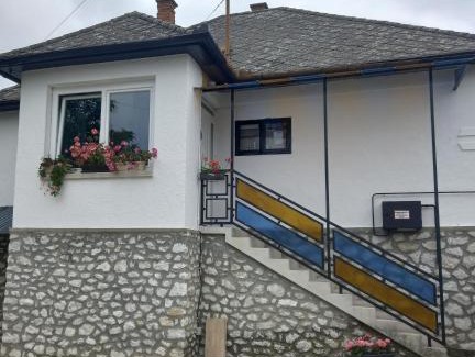 Bogacs Apartment | Guest Rated 10/10: Diófa Apartman in Bogács with Kitchen