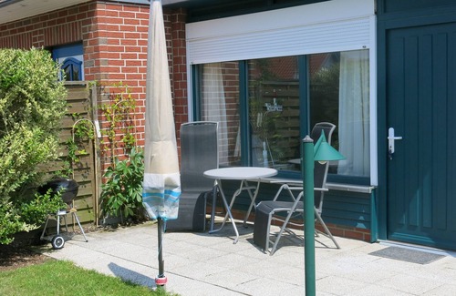 Insel Poel House | Prime Location on Timmendorf's Beach with Ocean View Rooms