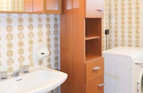 Brezzo di Bedero House | Discover di Elsa: Oceanfront Retreat with Spa & Breakfast
