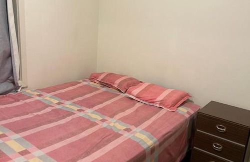 Bundoora House | Family-Friendly Di Palma Homestay with Kitchen Amenities