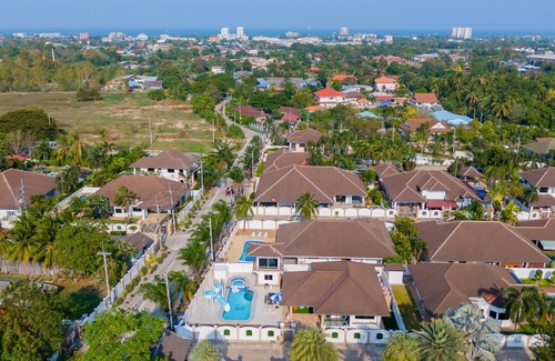 Bo Fai Villa | Discover Di Pooolvilla Huahin: Beachside Retreat Awaits