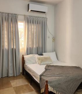 Grand Dakar Apartment | Family-Friendly Diadia Apartment 2: Your Affordable Getaway