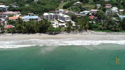 Le Diamant Hotel | Beachfront Haven at Diamant les Bains - 4-Star Retreat