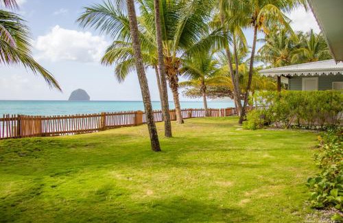 Le Diamant Hotel | Beachfront Haven at Diamant les Bains - 4-Star Retreat
