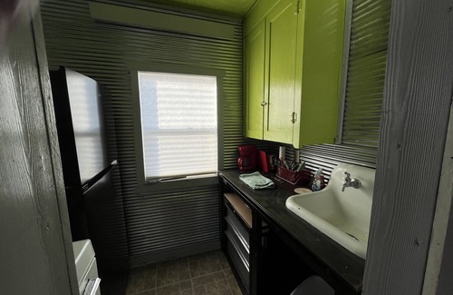 Brule County Cabin | Pet-Friendly Escape at Diamond A Cattle Tourist Cabin