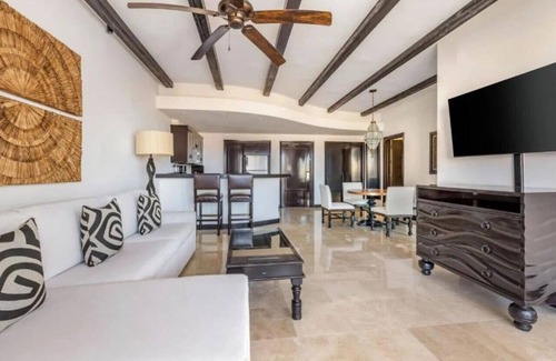 Zona Hotelera Condo | Exceptional Ocean View Villa at Diamond Cabo Azul Resort