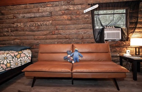 Mc Caskill Resort | Unique Diamond Glamping - Family-Friendly Specialty Cabin
