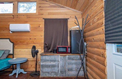 Mc Caskill Resort | Experience Diamond Glamping in the Cozy Starlite Cabin