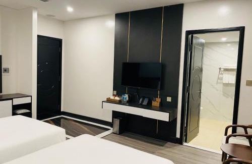 Van Don Hotel | Discover Diamond Hotel Vân Đồn with Ocean Views & Pool
