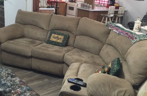 Murfreesboro House | Diamond Hunters: Flyfishing Retreat with Pet-Friendly Amenities