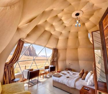 Wadi Rum Cabin | Discover Shining Star Camp Wadi Rum: Pet-Friendly Retreat