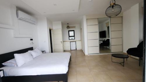 Had Nes Apartment | Diamond Mansion-Studio C