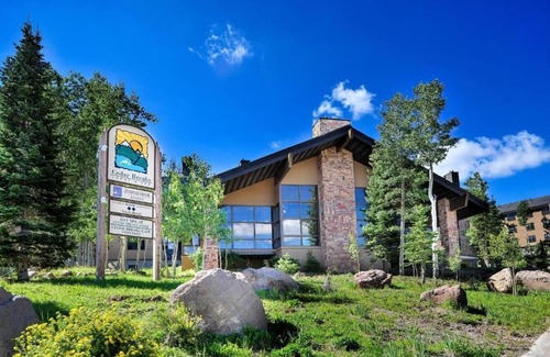 Brian Head Villa | Guest Rated: 10/10 at Cedar Breaks Lodge & Spa Retreat