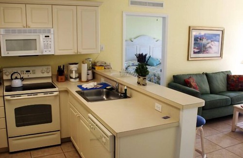 Bostroms Condo | Oceanfront Retreat: Diamond Resorts The Cove on Ormond Beach