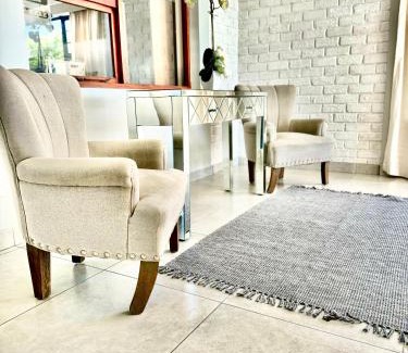 Winterstrand House | Child-Friendly Diamond View Guesthouse for Your Getaway