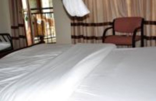 Gisenyi Hotel | Guest-Favorite Dian Fossey Nyiramacibir Hotel Awaits You
