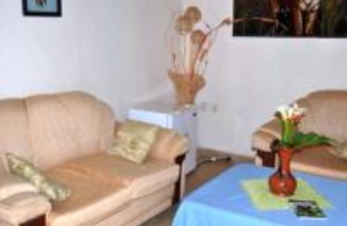 Gisenyi Hotel | Guest-Favorite Dian Fossey Nyiramacibir Hotel Awaits You