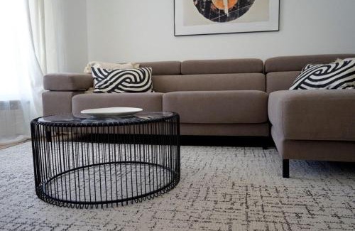 Moncloa-Aravaca Apartment | Modern 2Bd/2Bth Retreat Near Plaza España - Family Friendly