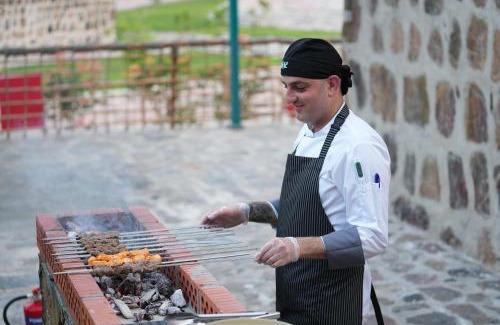 Al Kubus Resort | Experience Luxury at Dibba Mountain Park Resort