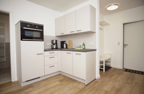 Thiessow Apartment | Experience Die Ferienwohnung Dünenrose with Oceanfront Bliss