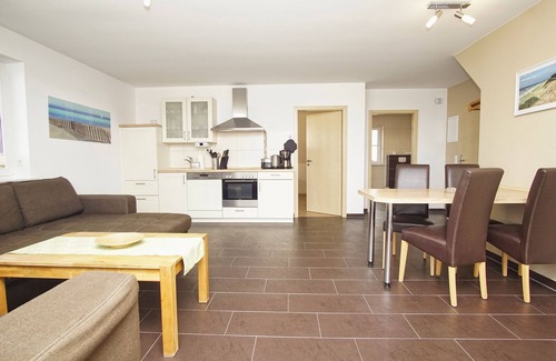 Thiessow Apartment | Exceptional Die Ferienwohnung 04: Oceanfront Retreat Awaits