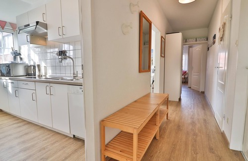 Langeoog Apartment | Ideal Strandhaus Blume: Family-Friendly and Central Location