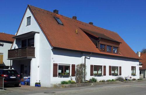 Merkendorf Apartment | Discover Die Galerie: Family-Friendly Getaway Awaits