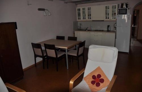 Altstadt Apartment | Experience Comfort at Die gute Stube - Family-Friendly Retreat