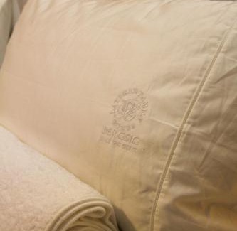 Wolseley Apartment | Discover Die Kelderhuis: Family-Friendly Stay with Dining
