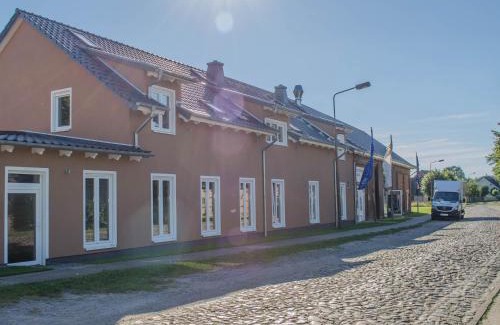 Weisen House | Discover Die Kulturscheune in Schilde: Pet-Friendly Escape