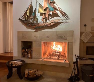 Unterach am Attersee Villa | Charming Die Landhausvilla with Ocean View in Unterach