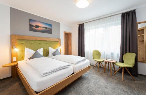 Usseln House | Discover Die Landpension FernW: Pet & Child Friendly Stay