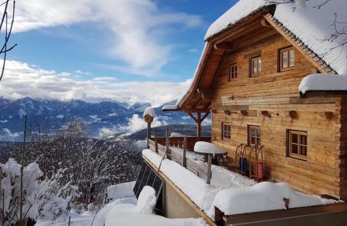 Ferndorf Ski Chalet | Die Mirnockhütte: Family-Friendly Retreat with Perfect Reviews