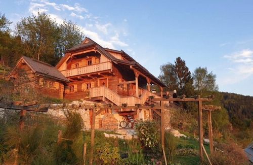 Ferndorf Cabin | Discover Die Mirnockhütte - Family-Friendly Ocean View Chalet