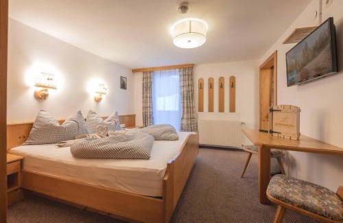 Telfes im Stubai Hotel | Experience Die Schlickeralm: Pet-Friendly Oceanfront Retreat