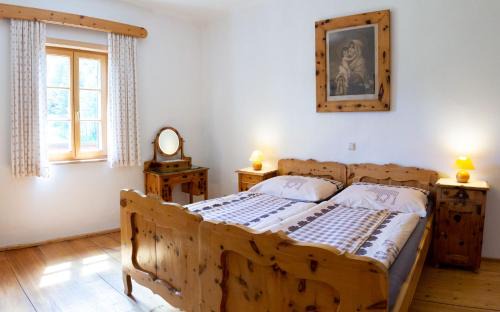 Bad Aussee Apartment | Die Traunmühle: Guest Rated 9.9, Pet and Child Friendly Stay