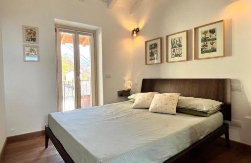 Burano House | Die Weinrose - Natura Lago Monti