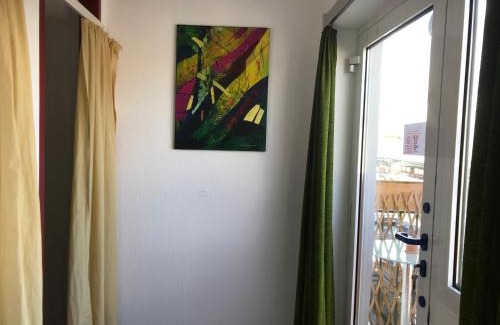 Dreieich Apartment | Die Werkstatt: Guest Rated 8/10 with Breakfast & Kitchen